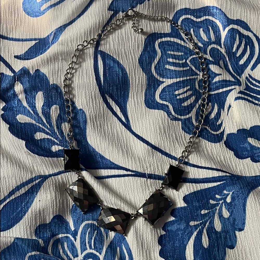 Square Soarkly Necklace
